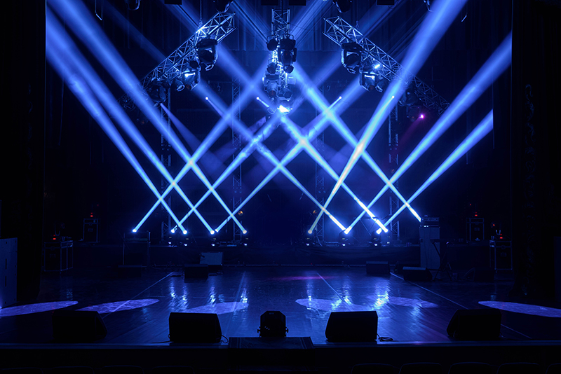 素晴らしい演出をするためにプロに委託する。その他にもメリットが。